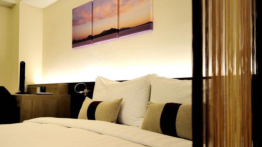 ออดี้ การ์เดน บิสซิเนสโฮเต็ล Hotel เถาหยวน ภายนอก รูปภาพ