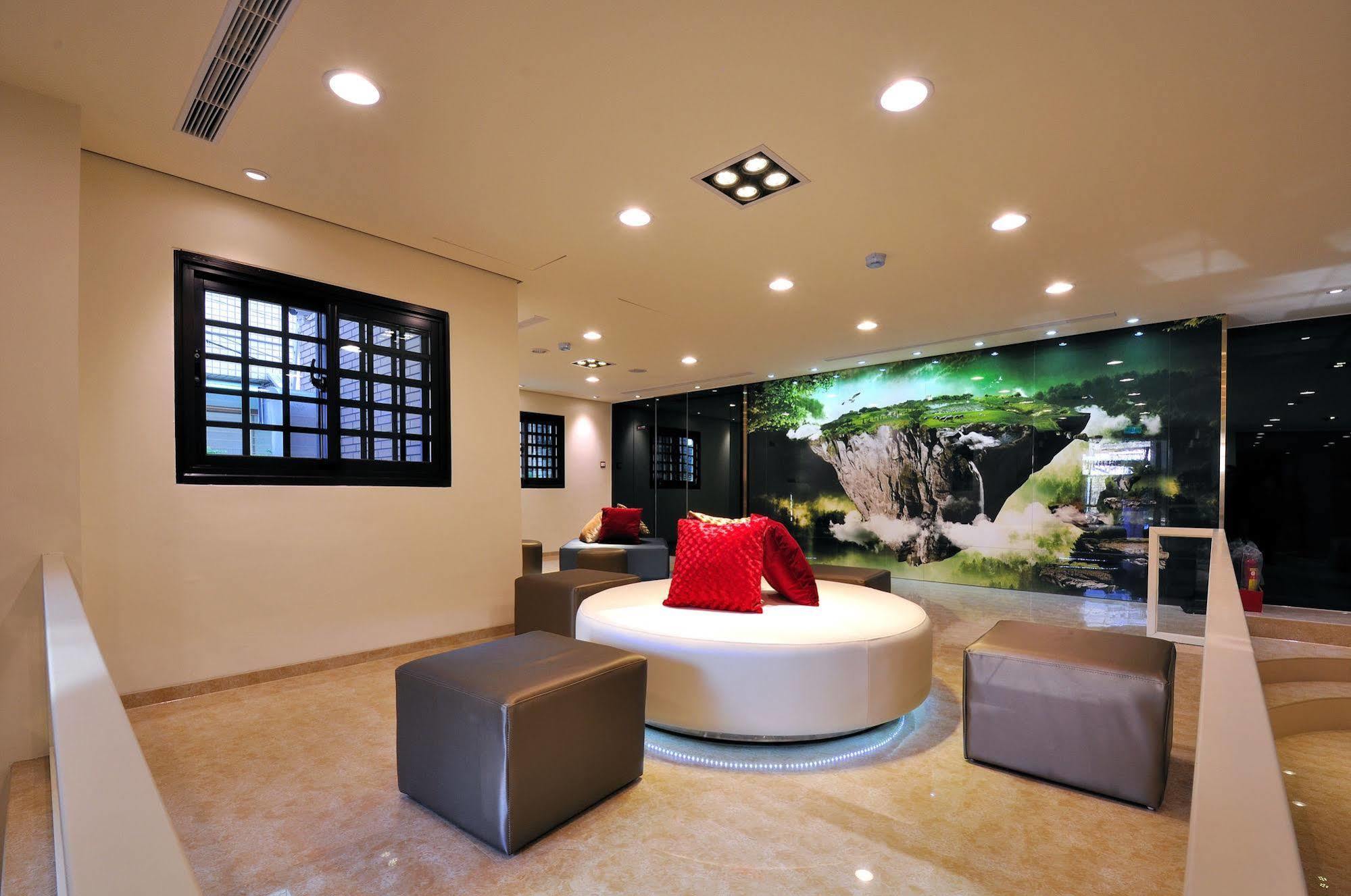 ออดี้ การ์เดน บิสซิเนสโฮเต็ล Hotel เถาหยวน ภายนอก รูปภาพ