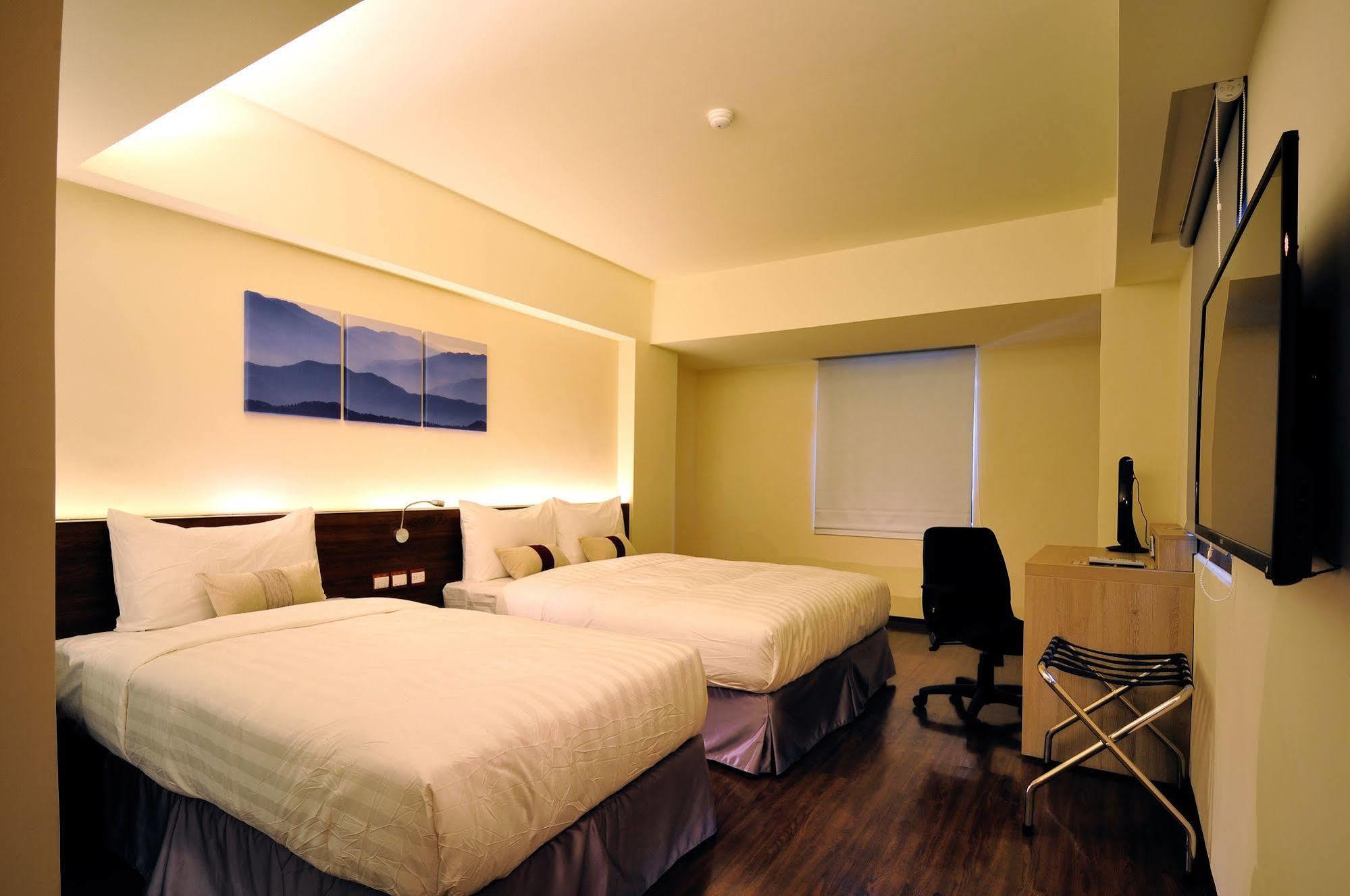 ออดี้ การ์เดน บิสซิเนสโฮเต็ล Hotel เถาหยวน ภายนอก รูปภาพ