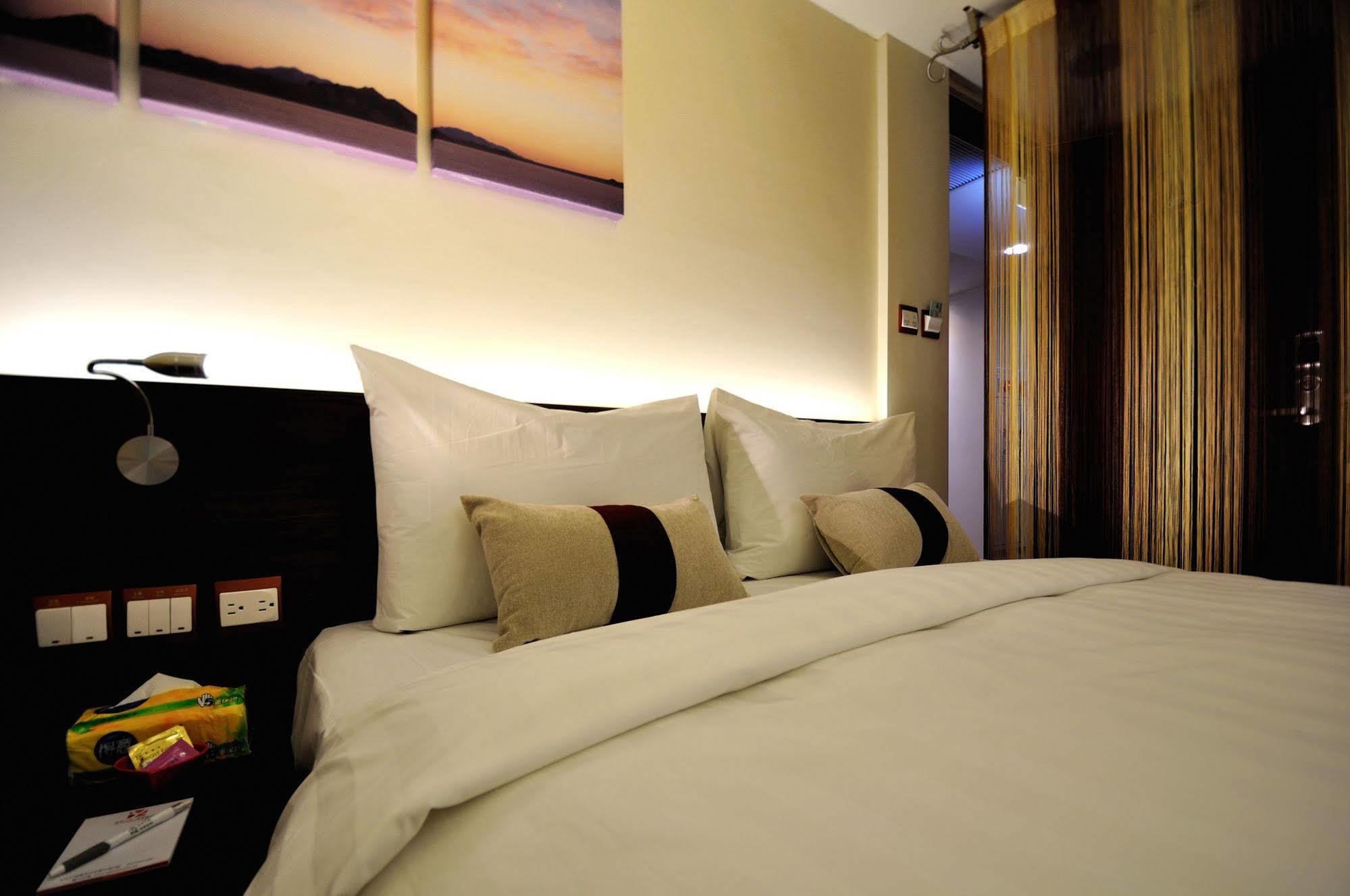 ออดี้ การ์เดน บิสซิเนสโฮเต็ล Hotel เถาหยวน ภายนอก รูปภาพ
